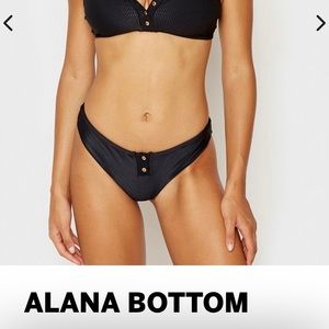 Frankie’s Bikini Alana Bottom Ribbed